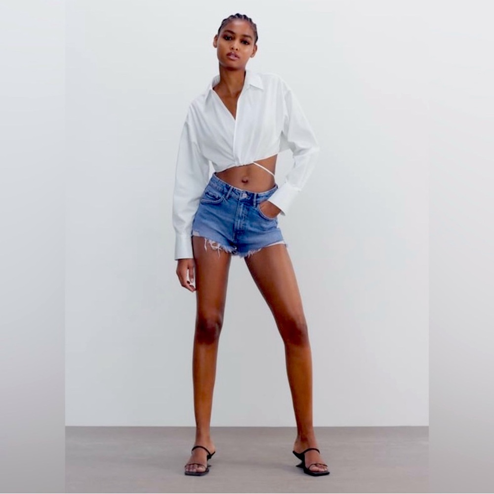 NWT ZARA HI RISE DENIM SHORTS size 4 MSRP $29